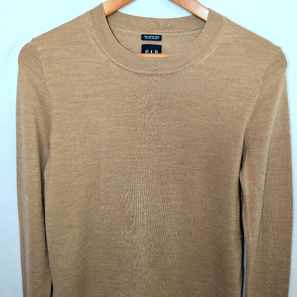 GAP | 100% Merino Wool Lightweight Crewneck Sweater in Camel Tan | Size	Small - Picture 5 of 12